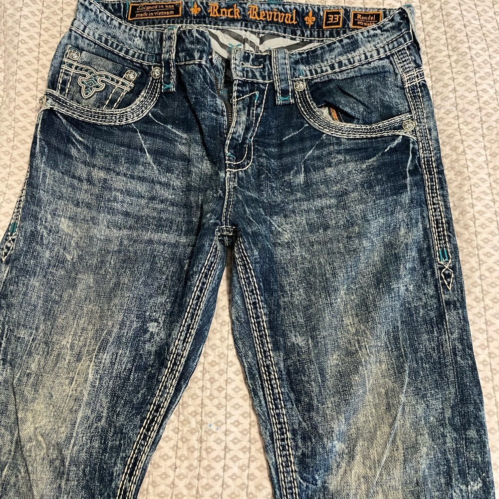 Like New Men’s Rock Revival Jeans Size 33